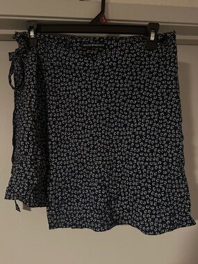 Brandy Melville wrap skirt